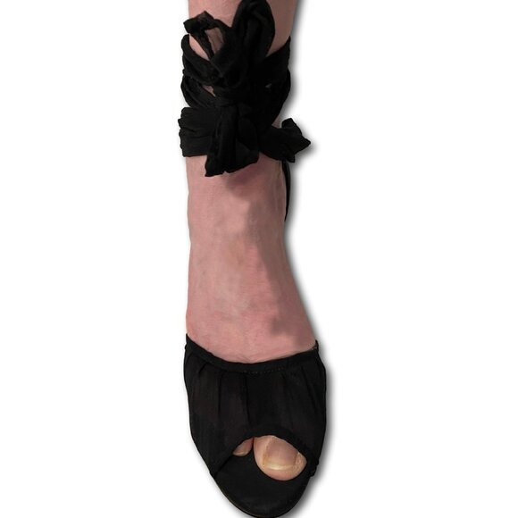 Nine West Black Peep Toe Pumps Shoes w Sexy Bow NEW- SIZE 10 - Picture 2 of 4